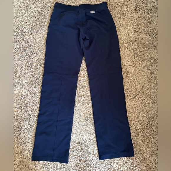 Figs Kade Navy Scrub Pants worn 1x size XS - Picture 4 of 4